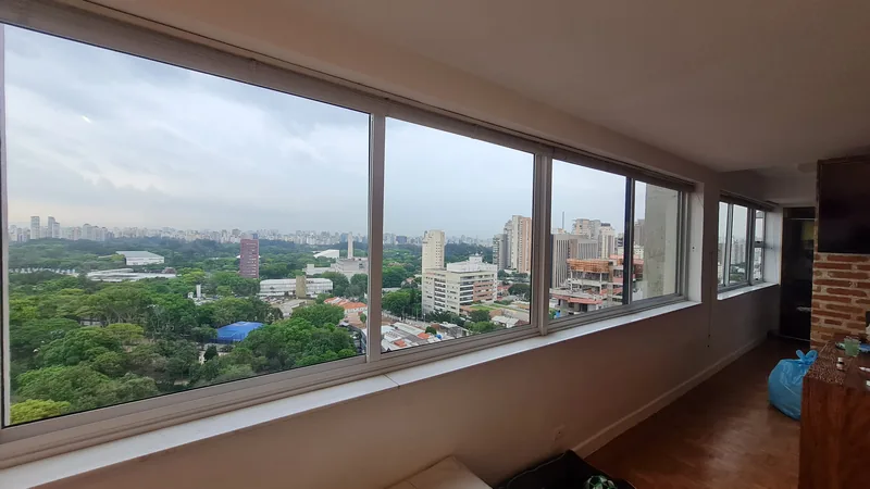 Película nano cerâmica aplicada em sacada de apartamento na Ana Rosa, São Paulo
