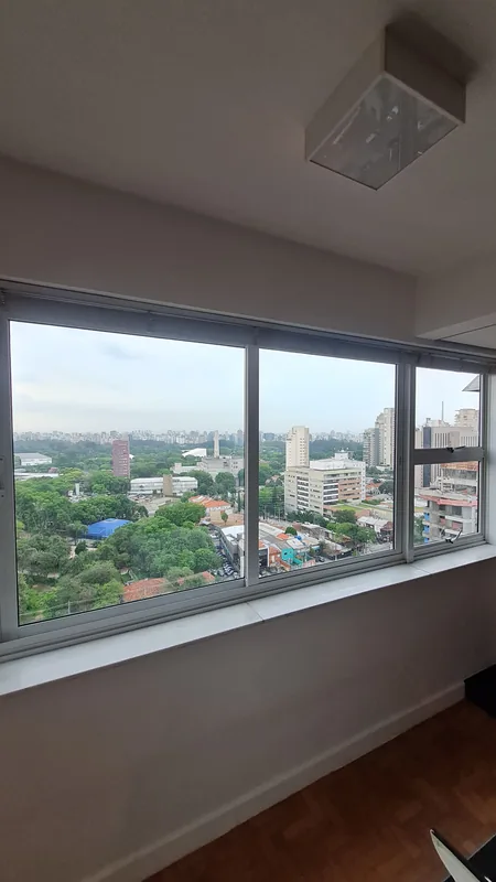 Película nano cerâmica aplicada em sacada de apartamento na Ana Rosa, São Paulo