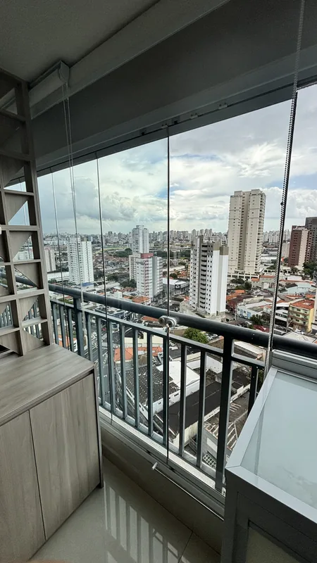 Película nano cerâmica aplicada em sacada de apartamento nos Jardins, São Paulo