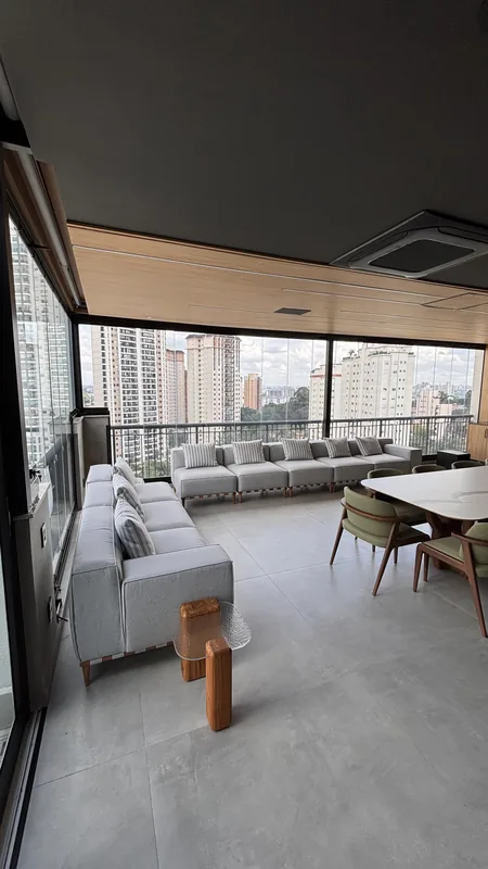 Película nano cerâmica aplicada em sacada de apartamento na Vila Prudente, São Paulo