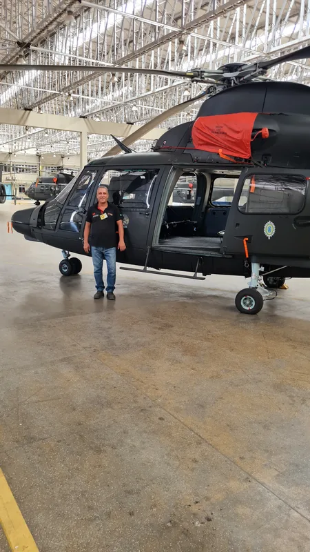 Película fumê de controle solar aplicada em instalação militar em Taubaté, SP