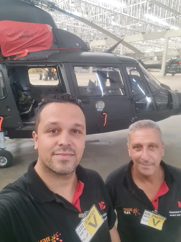 Película fumê de controle solar aplicada em instalação militar em Taubaté, SP