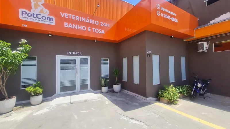Adesivo jateado aplicado em vidro com recorte personalizado
