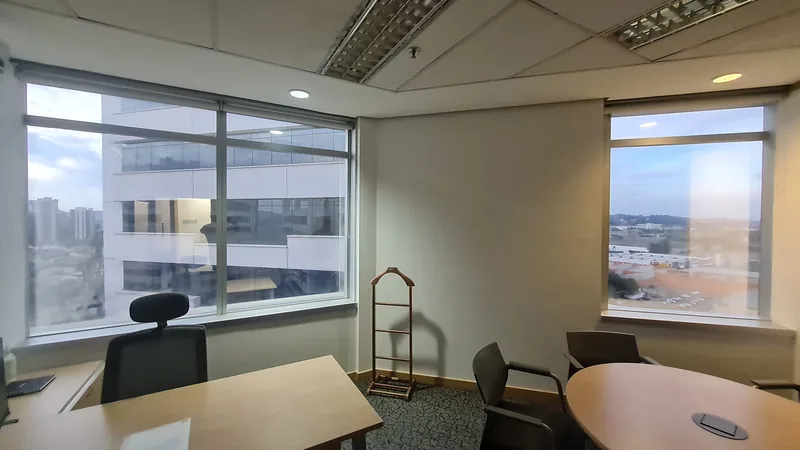 Película refletiva aplicada em escritório em Alphaville, Barueri