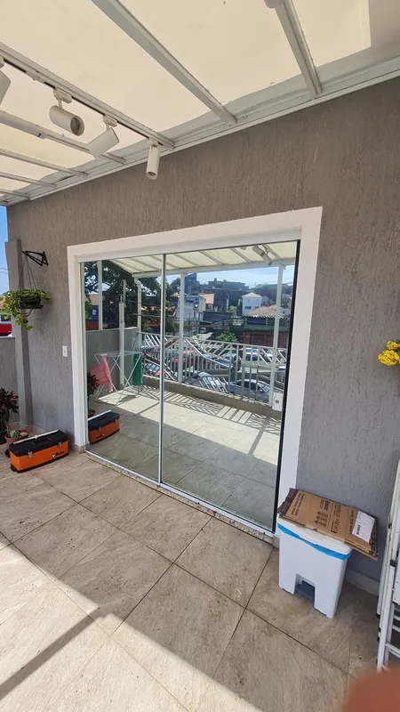 Película refletiva aplicada em residência no Artur Alvim, São Paulo