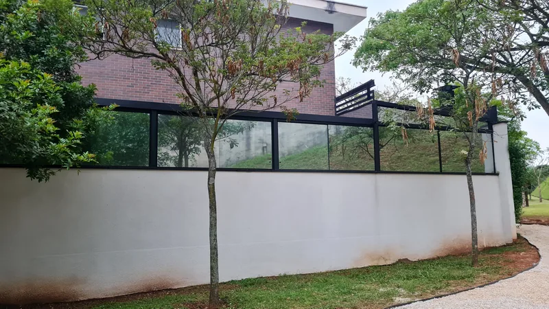 Película refletiva aplicada em residência no Morumbi, São Paulo