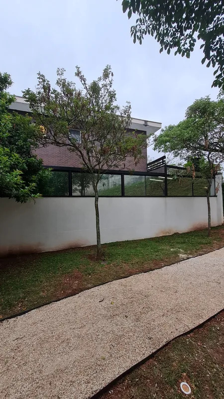 Película refletiva aplicada em residência no Morumbi, São Paulo