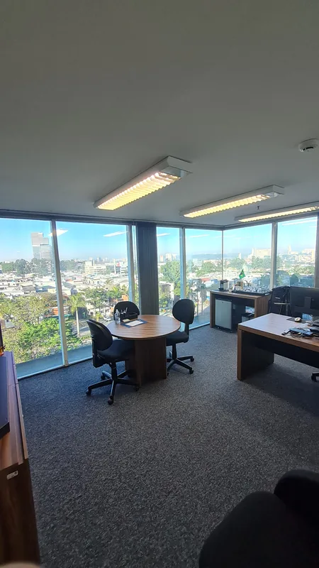 Película refletiva aplicada em sala executiva em Alphaville, Barueri